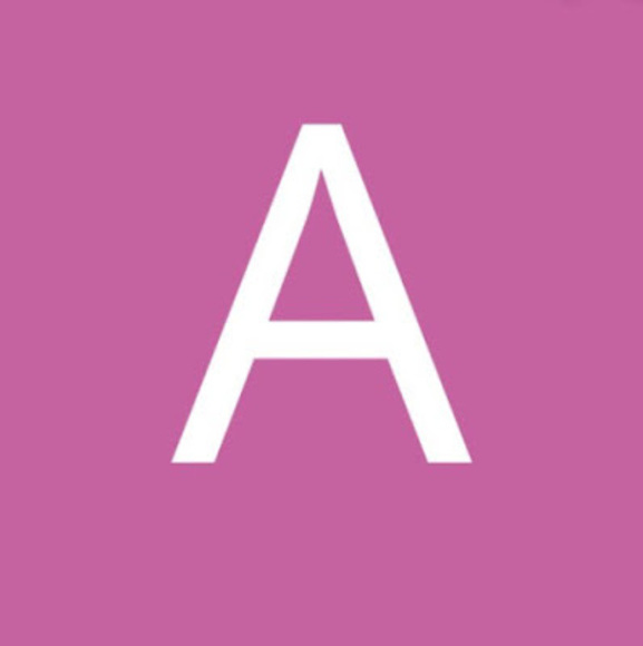 Meet your Posher, Amy - Picture 1 of 1